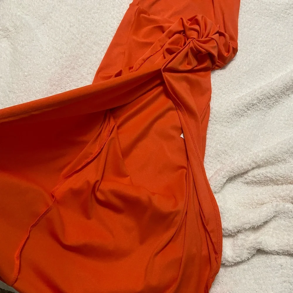 ORANGE DRESS - Picture 6 of 7